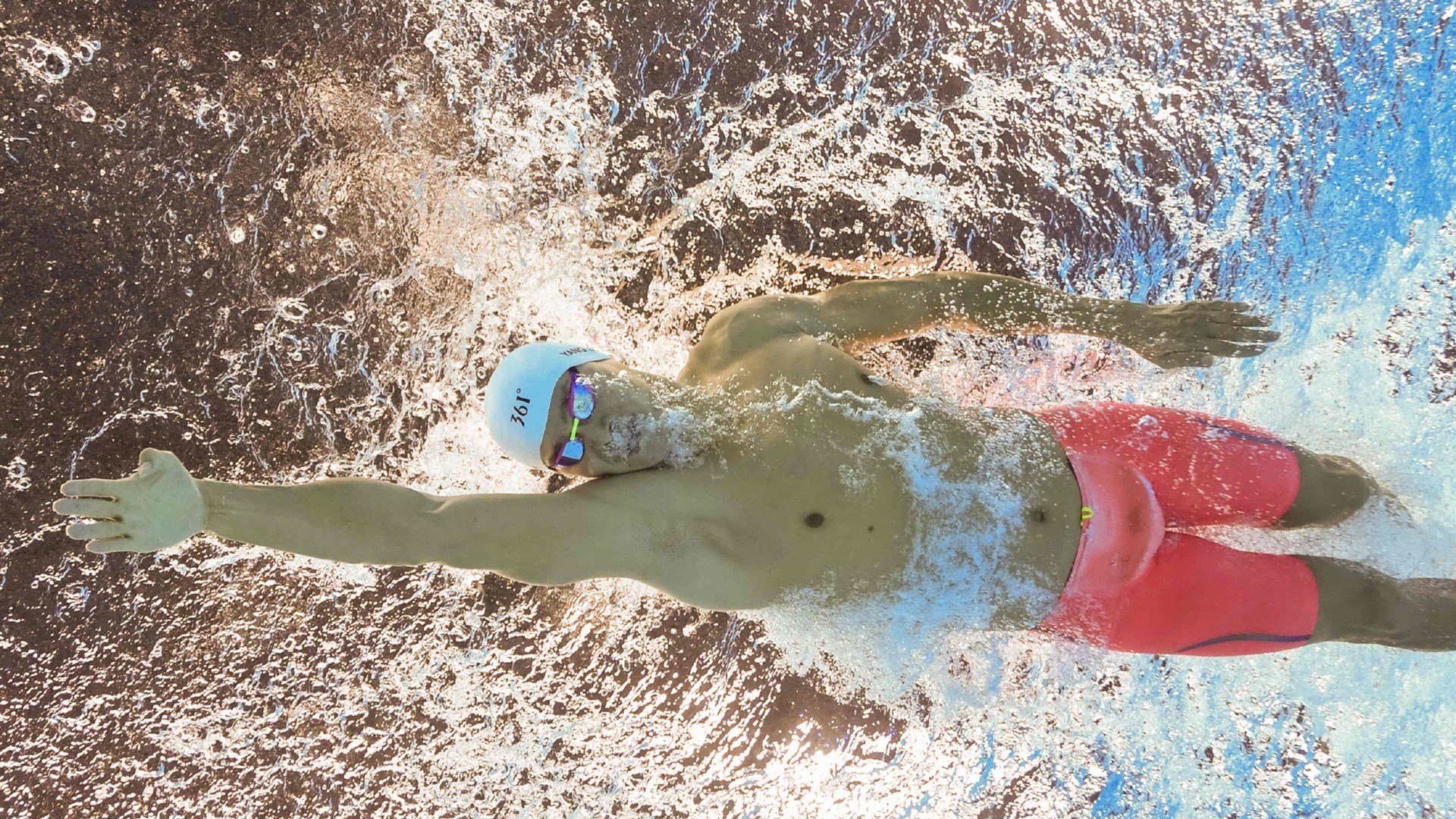 西亚卡姆回归赛场，突破纪录首场状态亮眼，篮网观众沸腾！