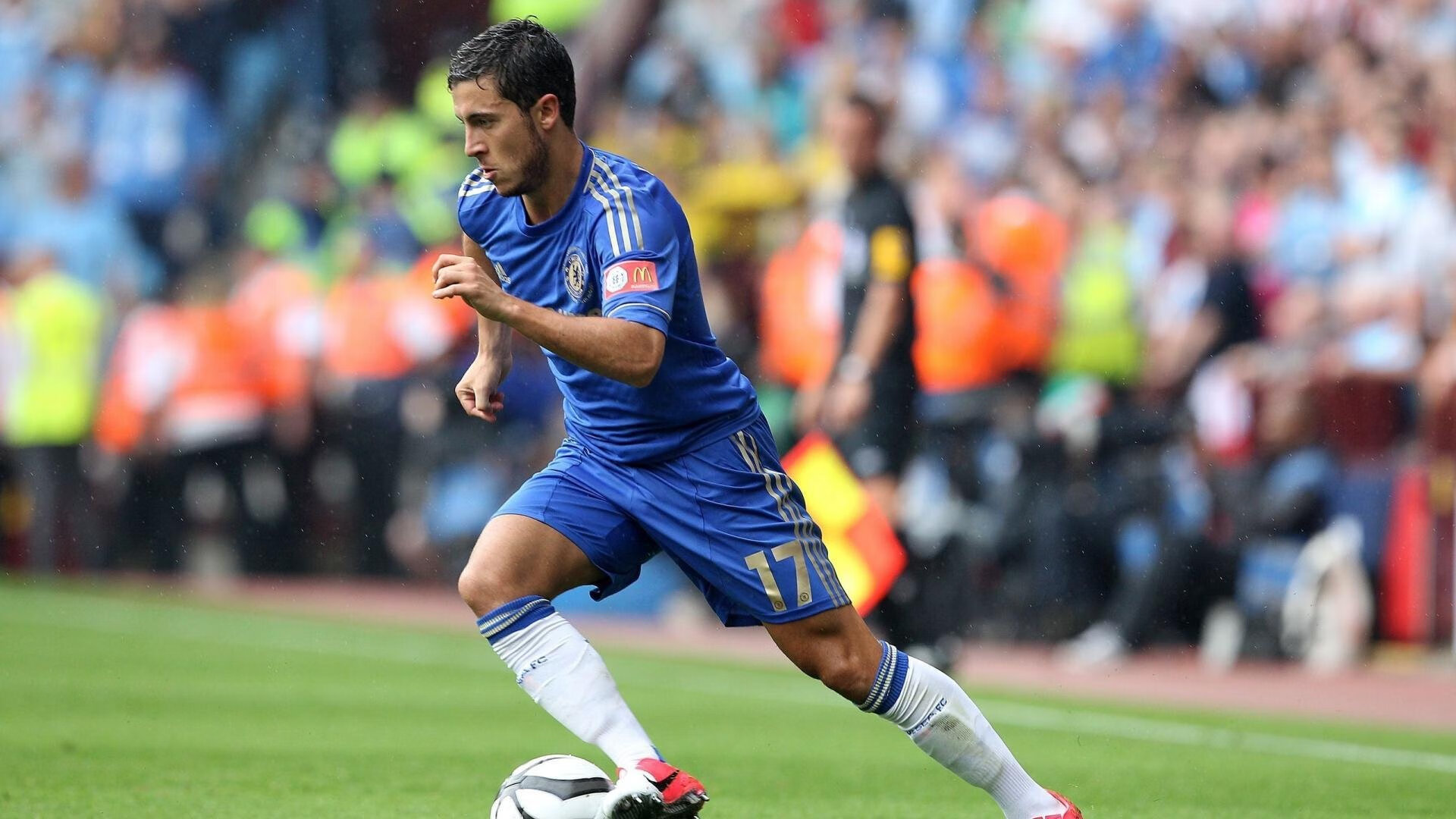 内马尔巅峰对决，德罗巴与60激战RNG分钟，关键助攻胜负难料！